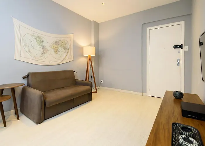 Apartamento Em Ipanema Com Garagem | Bt 82/208